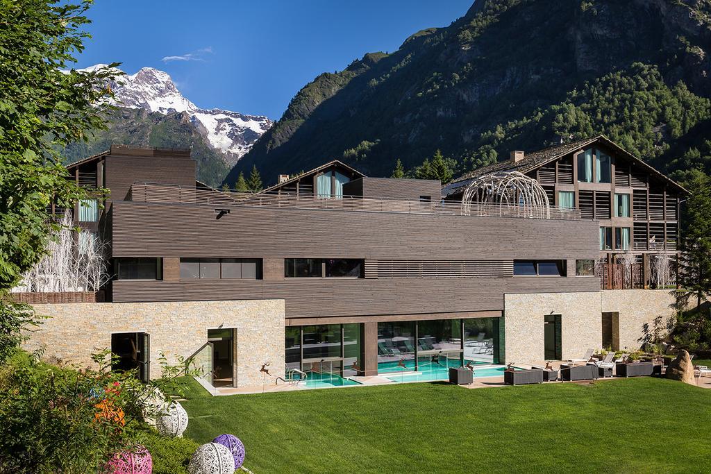 Nh Collection Alagna Mirtillo Rosso المظهر الخارجي الصورة